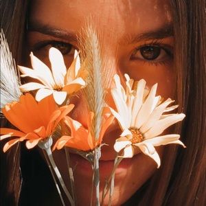 Meet your Posher, Avery